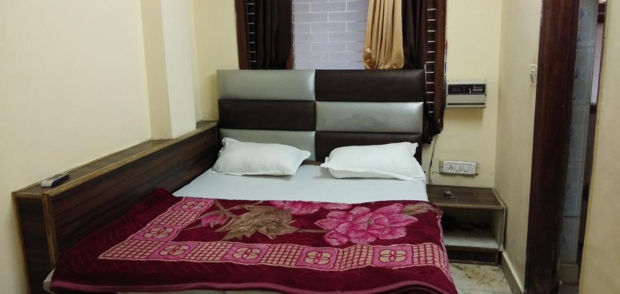 Hotel Euro International New Delhi Eksteriør billede