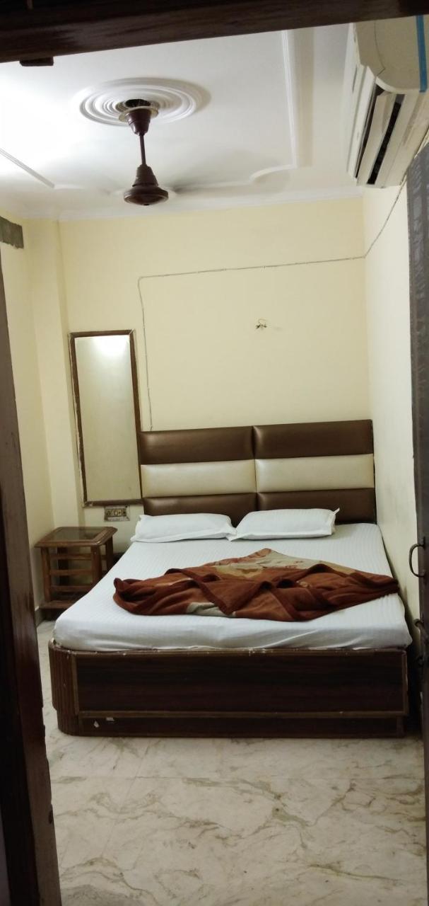 Hotel Euro International New Delhi Eksteriør billede